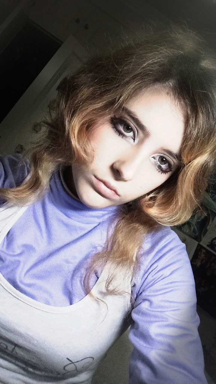 Dahlia — artist behind Dreamskiji